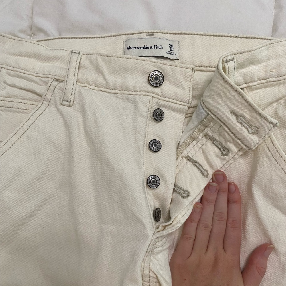 Abercrombie & Fitch Cream Cargo Jeans